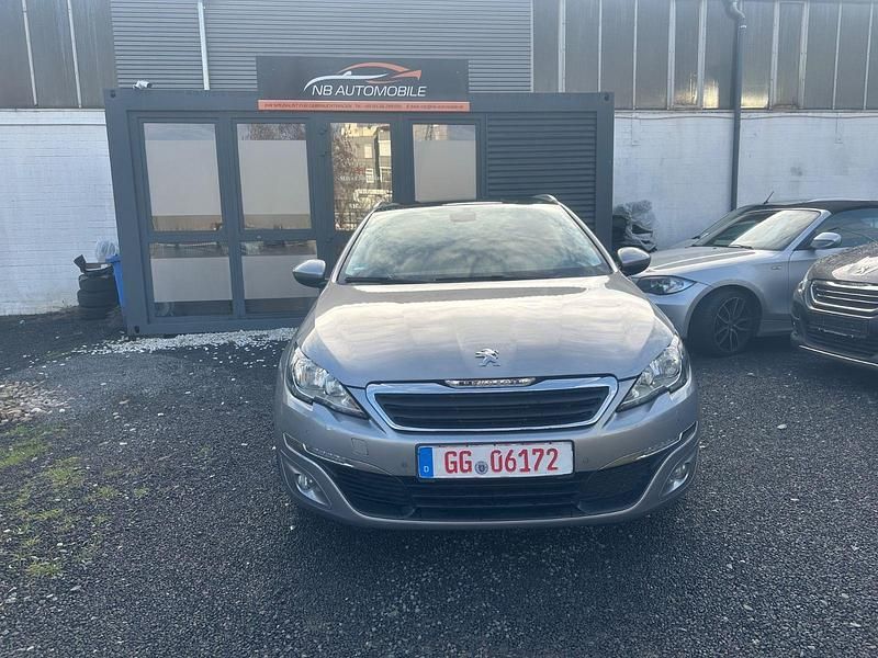 Gebraucht Peugeot 308 SW Style 131 PS (96 kW) 2015 Kombi