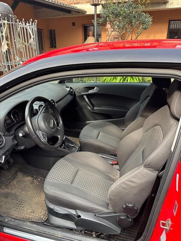 Gebraucht Audi A1 122 PS (89 kW) 2012 Rot Kleinwagen