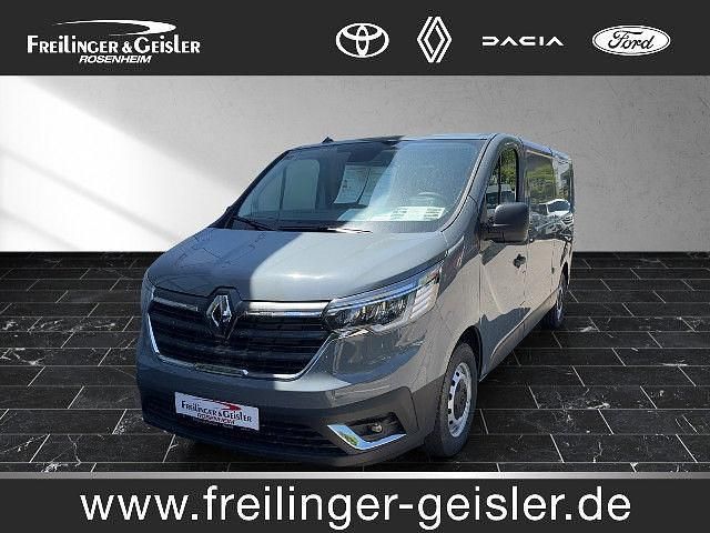 Schiefergrau (metallic) Gebraucht 2023 Renault Trafic Komfort Van | 37.990 € (Etwas zu teuer) - Bild 1/4
