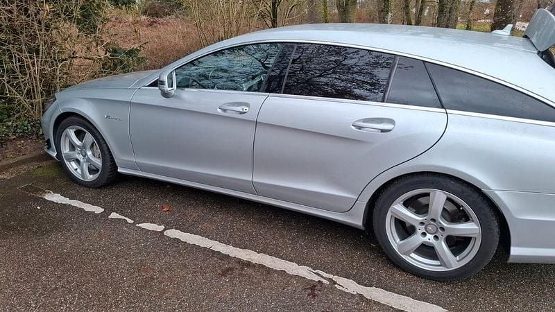 Gebraucht Mercedes CLS500 Shooting Brake 408 PS (300 kW) 2013 Silber Kombi