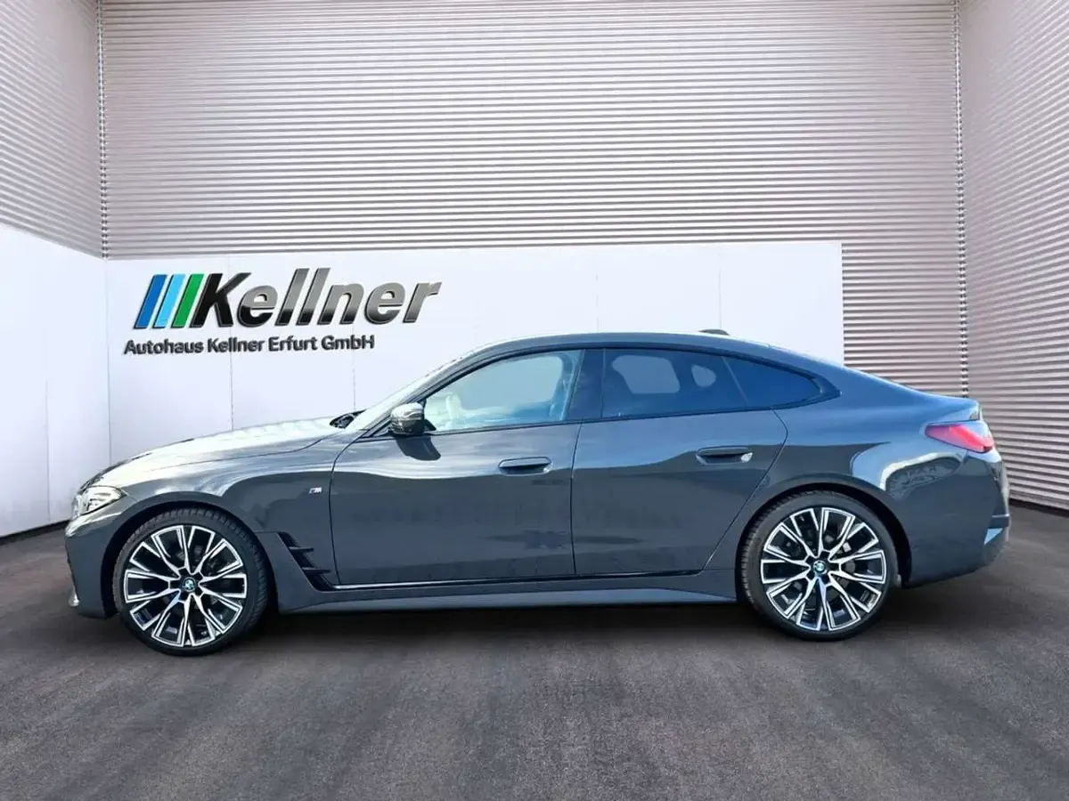 Gebraucht BMW 420 Coupé M Sport 193 PS (141 kW) 2024 Davitgrau met. Coupé