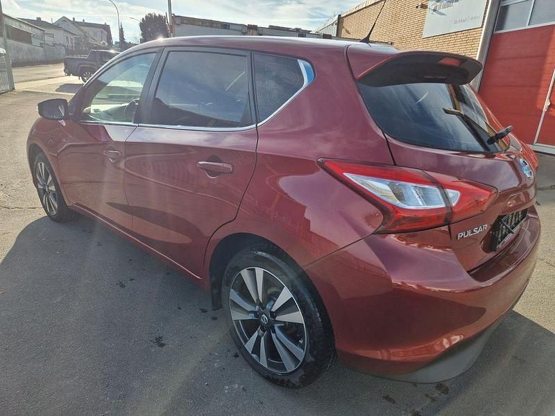 Gebraucht Nissan Pulsar Acenta 116 PS (85 kW) 2017 Rot Limousine