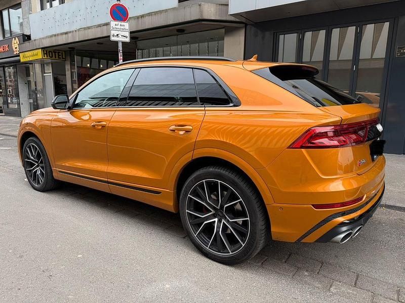 Gebraucht Audi SQ8 Ambiente 435 PS (319 kW) 2020 Orange SUV