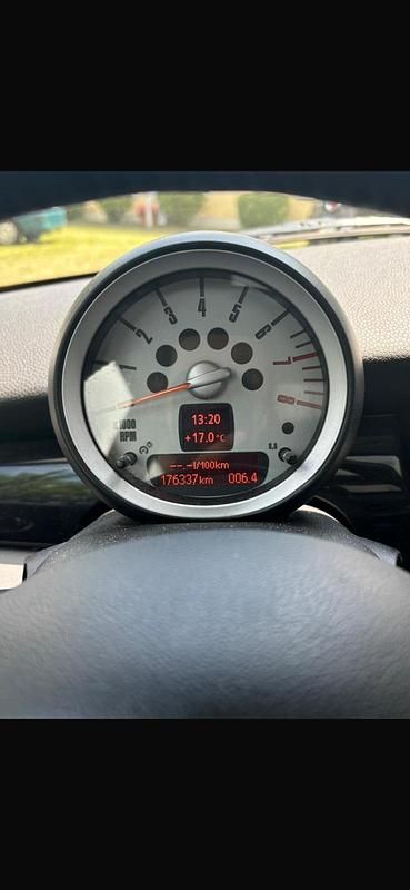 Gebraucht Mini Cooper 95 PS (69 kW) 2008 Silber Kleinwagen