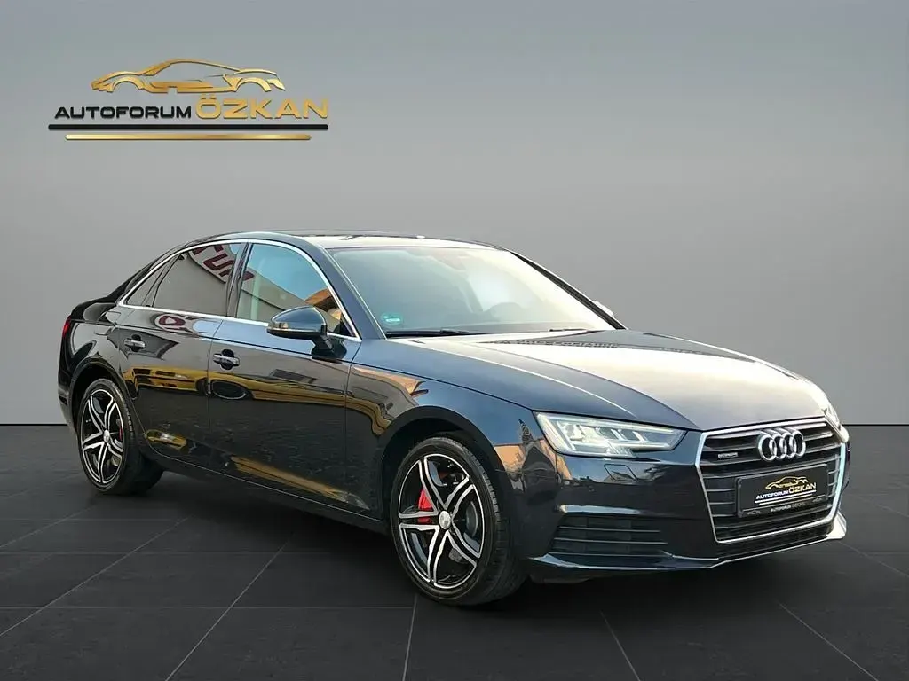 Gebraucht Audi A4 Ambiente 272 PS (200 kW) 2015 Blau Limousine