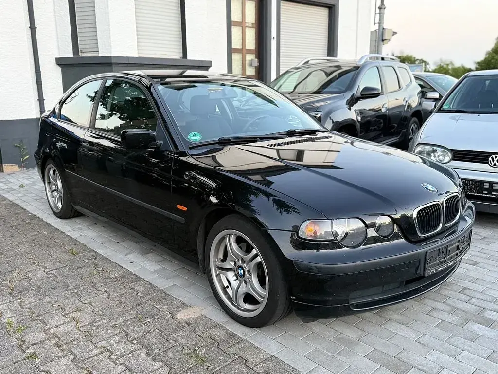 Gebraucht BMW 316 Compact 116 PS (85 kW) 2002 Schwarz Kleinwagen