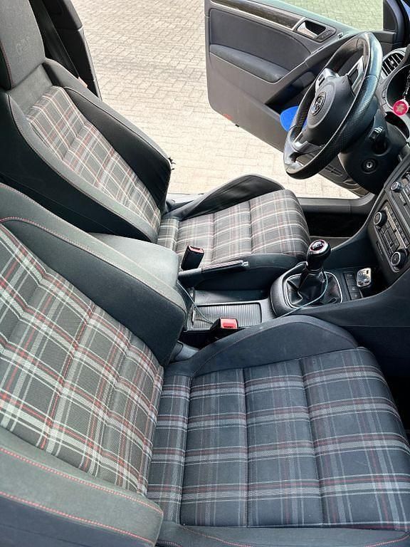 Gebraucht VW Golf VI GTI 211 PS (155 kW) 2010 Schwarz Kleinwagen