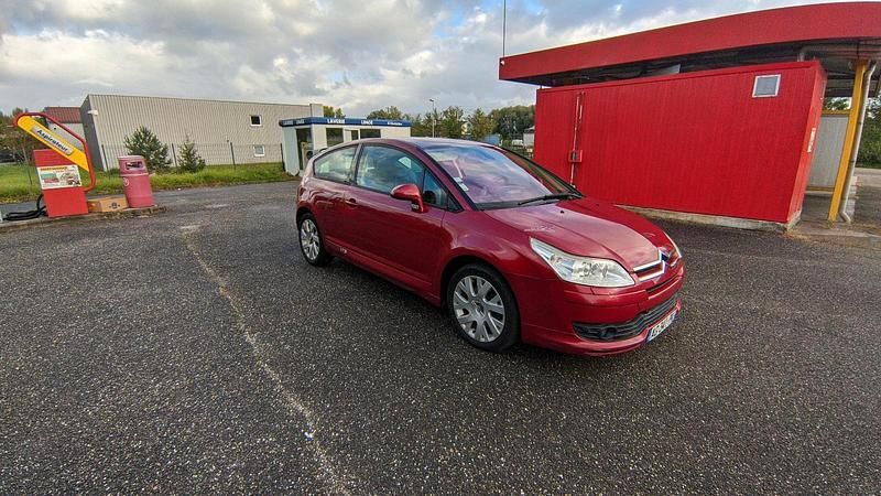 Rot Gebraucht 2004 Citroën C4 Coupé | 3.990 € - Bild 1/4