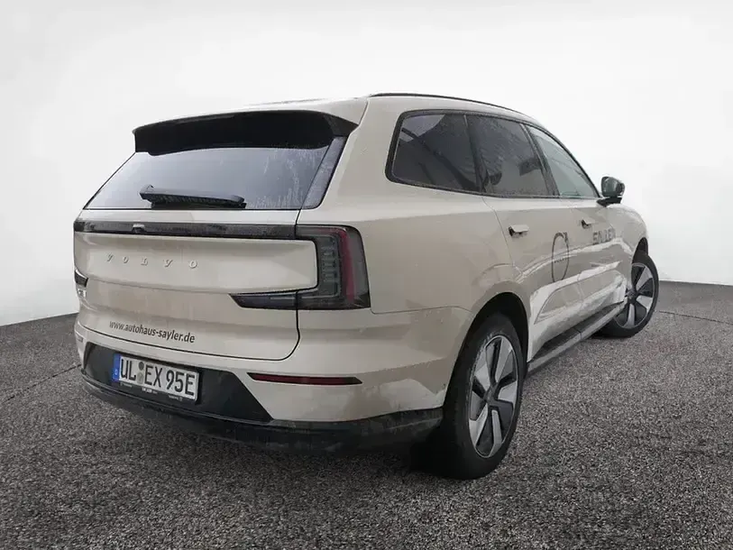Usata Volvo EX90 2025 Beige SUV