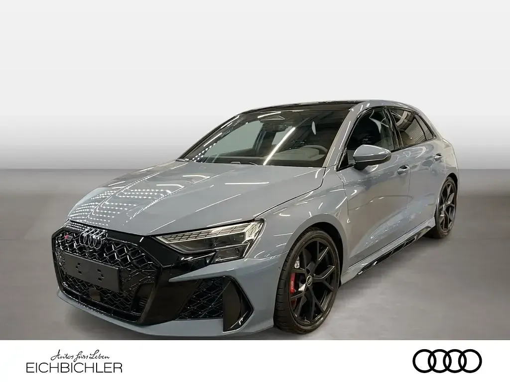 Gebraucht Audi RS3 Ambiente 400 PS (294 kW) 2026 Limousine