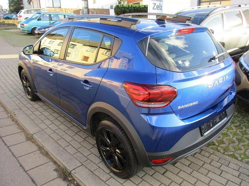 Gebraucht Dacia Sandero Extreme 110 PS (80 kW) 2024 Blau Limousine