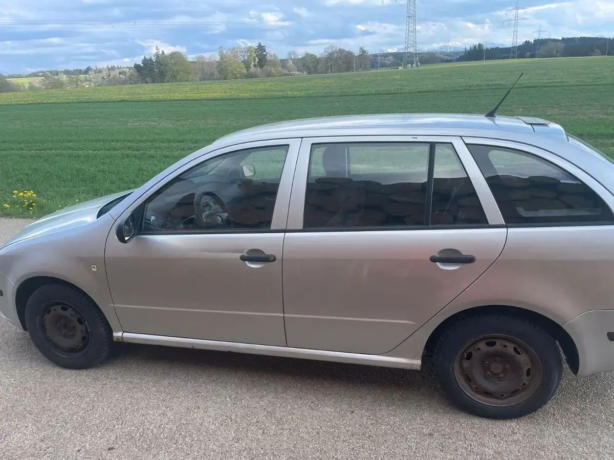Gebraucht Skoda Fabia Ambiente 75 PS (55 kW) 2005 Silber Kombi