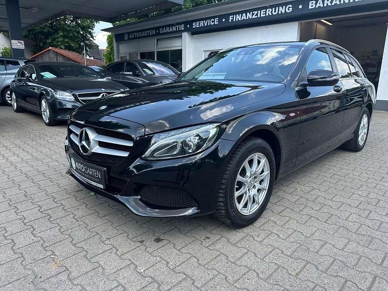 Schwarz Gebraucht 2016 Mercedes C220 Avantgarde Kombi | 12.850 € (Fairer Preis) - Bild 1/4