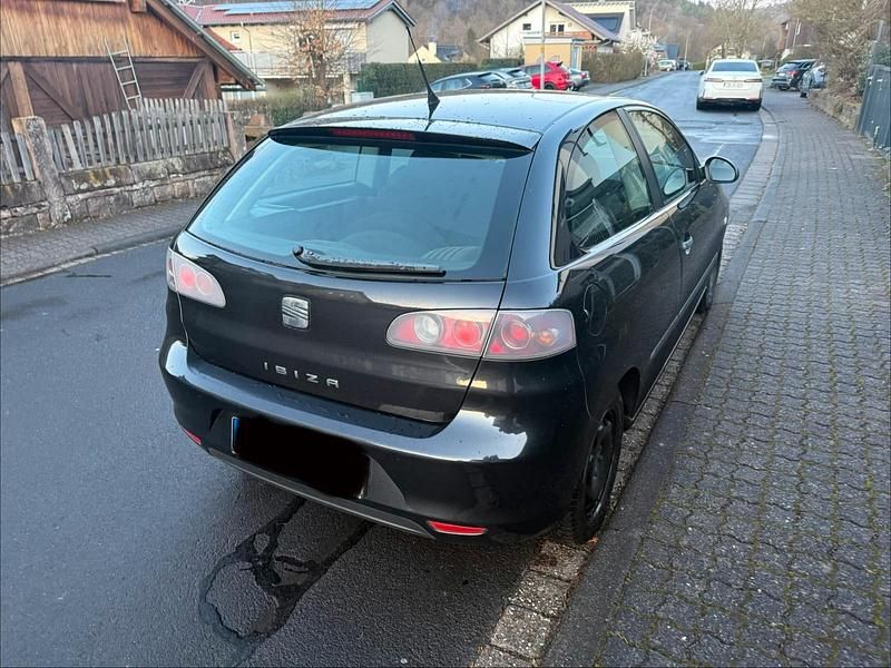 Gebraucht Seat Ibiza 69 PS (50 kW) 2007 Schwarz Kleinwagen