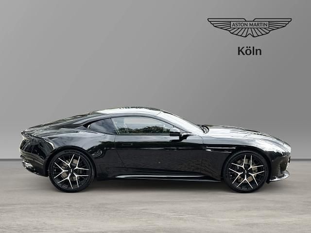 Neu Aston Martin DB12 680 PS (500 kW) 2026 Schwarz Coupé