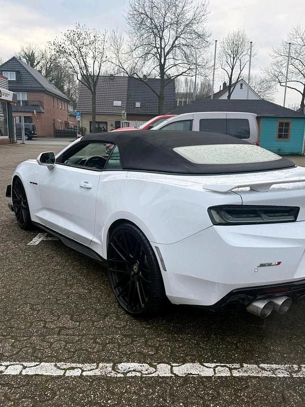 Gebraucht Chevrolet Camaro 453 PS (333 kW) 2018 Weiß Cabrio