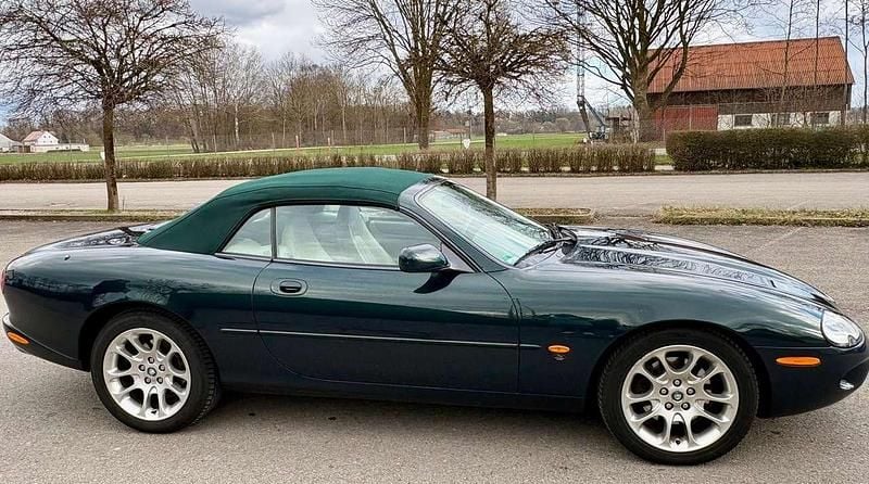 Gebraucht Jaguar XK8 284 PS (208 kW) 2000 Grün Cabrio