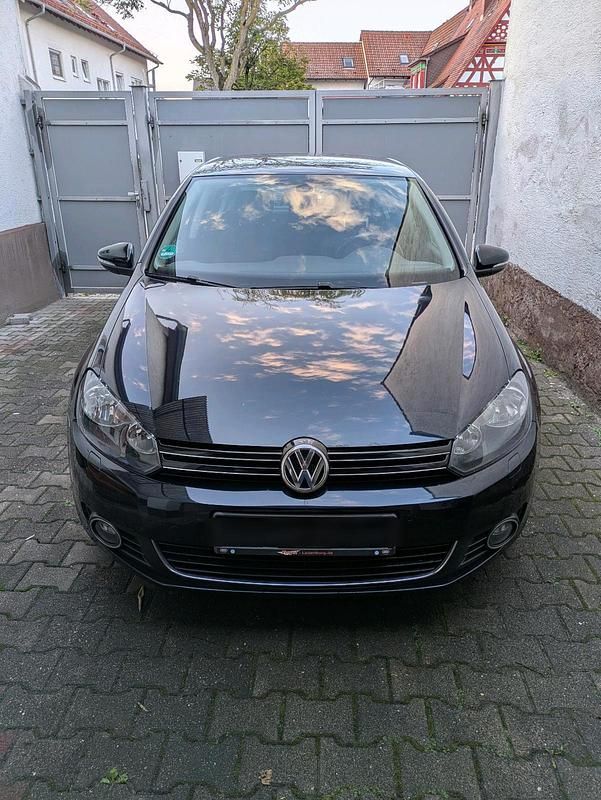Andere farben Gebraucht 2011 VW Golf VI Move Kleinwagen | 3.900 € (Superpreis) - Bild 1/4