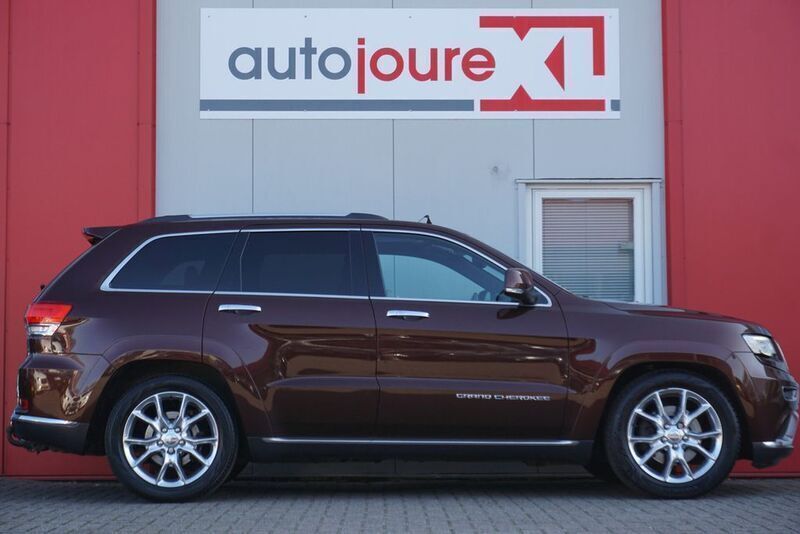 Gebraucht Jeep Grand Cherokee Summit 252 PS (185 kW) 2015 Braun SUV