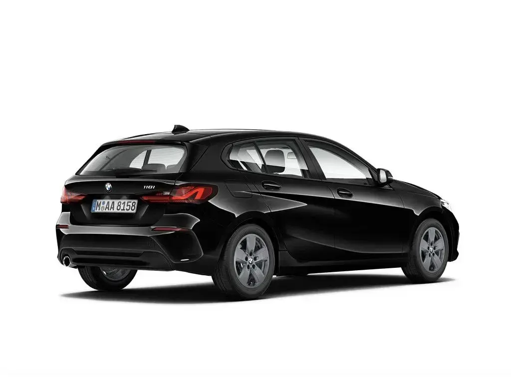 Gebraucht BMW 118 Advantage 136 PS (100 kW) 2023 Schwarz Limousine