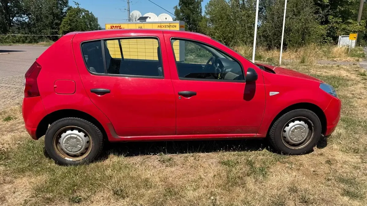 Gebraucht Dacia Sandero 75 PS (55 kW) 2007 Rot Limousine