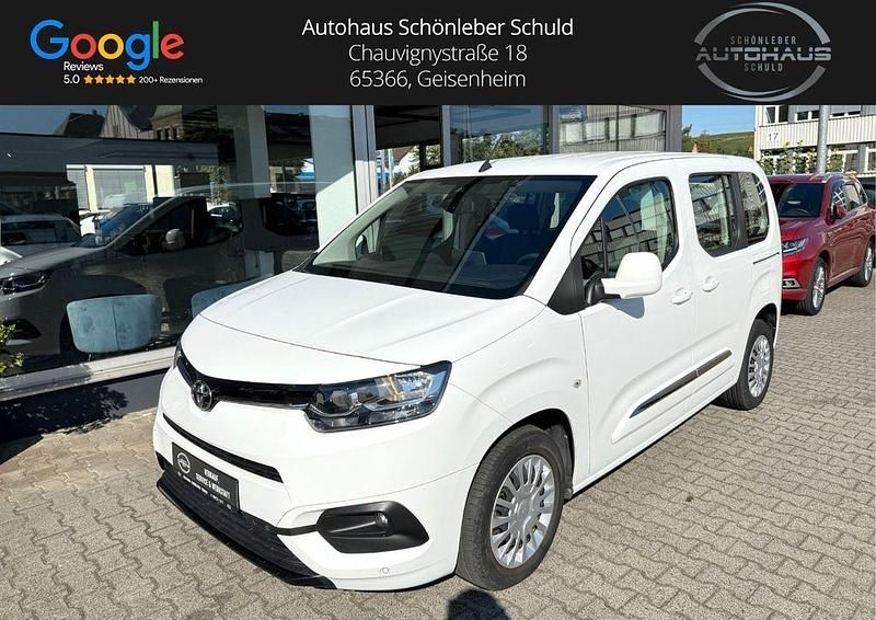 Weiß Gebraucht 2021 Toyota Proace Verso City Kombi | 19.890 € (Guter Preis) - Bild 1/4