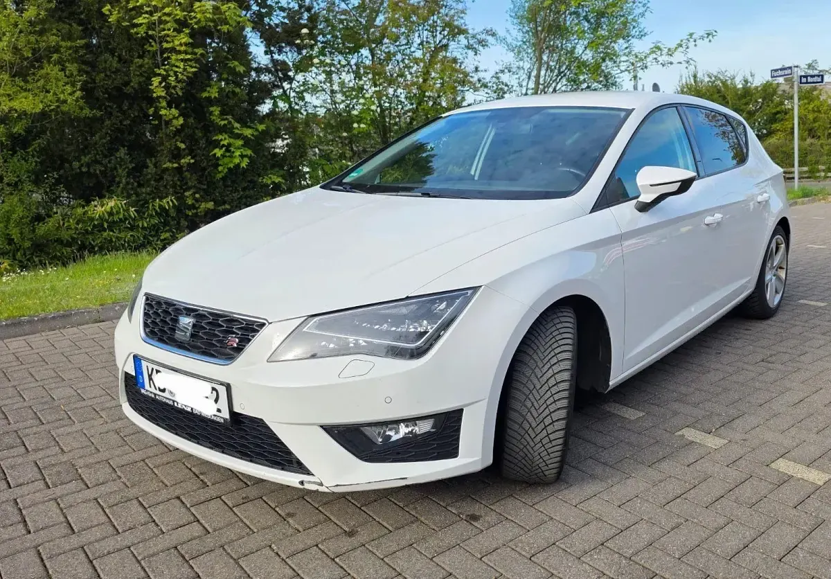 Gebraucht Seat Leon FR 150 PS (110 kW) 2016 Weiß Limousine