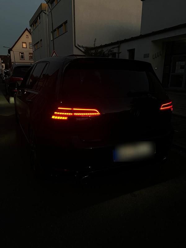 Gebraucht VW Golf VII GTI 230 PS (169 kW) 2016 Schwarz Limousine