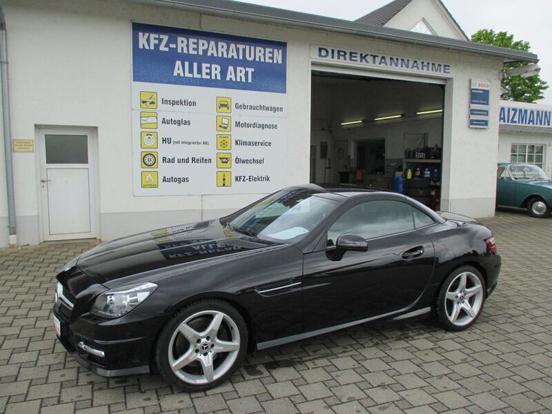 Schwarz Gebraucht 2012 Mercedes SLK200 AMG line Cabrio | 17.900 € (Fairer Preis) - Bild 1/4