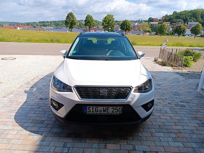 Second-hand Seat Arona Style 116 CP (85 kW) 2019 Alb SUV