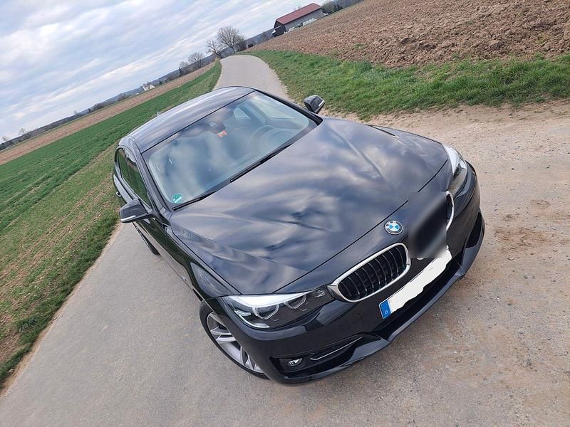 Schwarz Gebraucht 2018 BMW 320 Gran Turismo Sport Line Limousine | 18.300 € (Guter Preis) - Bild 1/4