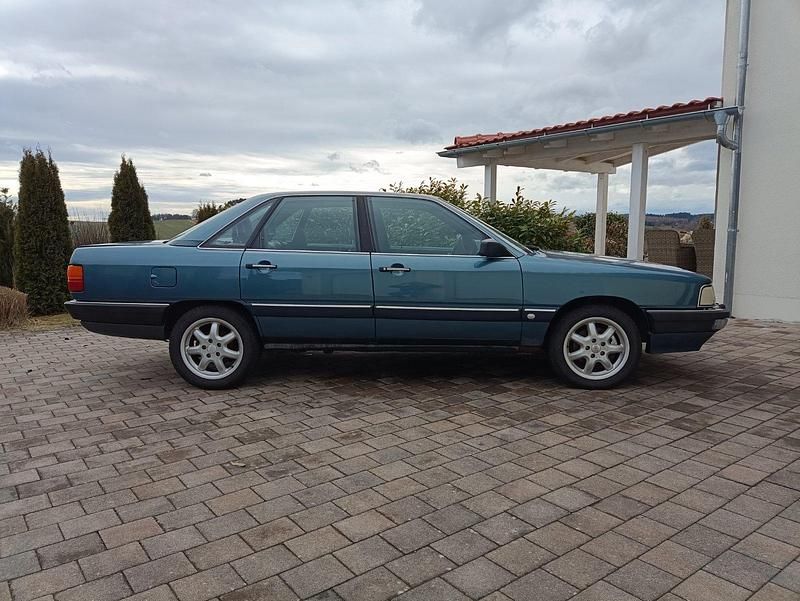 Gebraucht Audi 200 Basis 165 PS (121 kW) 1987 Blau Limousine
