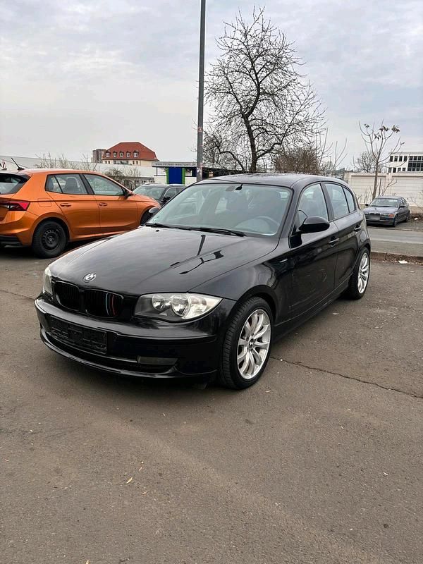 Gebraucht BMW 116 116 PS (85 kW) 2007 Schwarz Kleinwagen