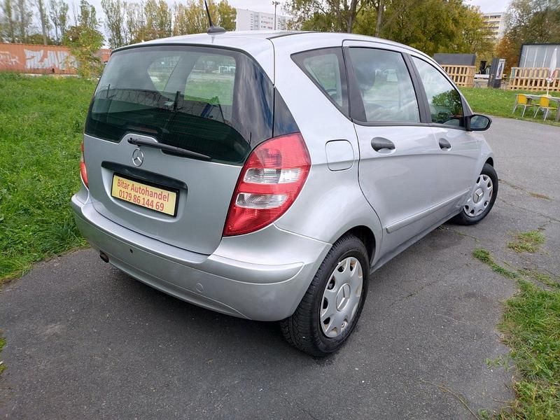Gebraucht Mercedes A150 95 PS (69 kW) 2006 Silber Limousine