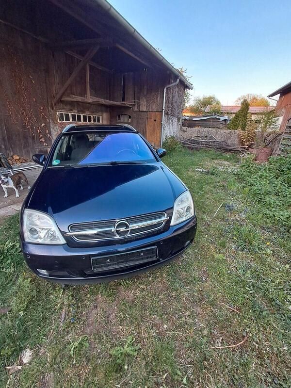 Blau Gebraucht 2003 Opel Vectra Kombi | 1.000 € (Superpreis) - Bild 1/4