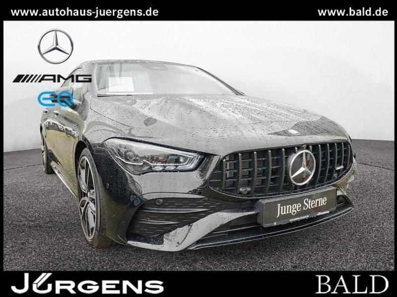 Schwarz kosmosschwarz metallic Gebraucht 2024 Mercedes CLA35 AMG AMG Coupé | 48.880 € (Fairer Preis) - Bild 1/4