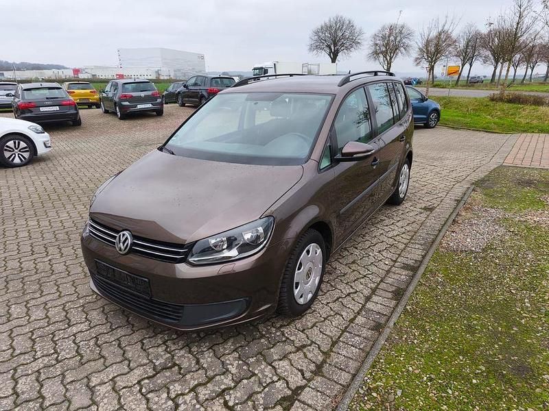 Braun Gebraucht 2012 VW Touran Comfortline Van / Kleinbus | 5.500 € (Fairer Preis) - Bild 1/4