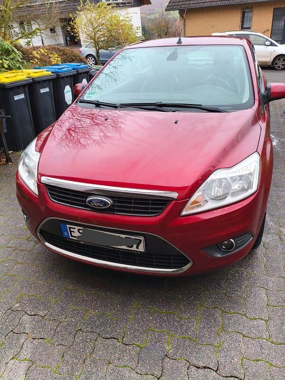 Braun Gebraucht 2009 Ford Focus Cabriolet Titanium Cabrio | 2.400 € (Superpreis) - Bild 1/4