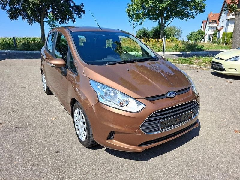 Gebraucht Ford B-MAX Trend 101 PS (74 kW) 2012 Braun Van / Kleinbus