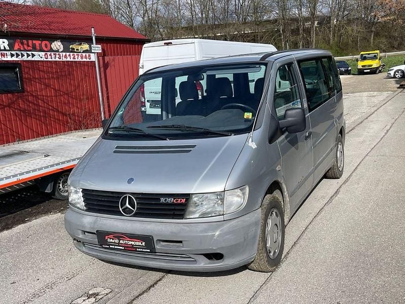 Gebraucht Mercedes Vito 82 PS (60 kW) 2001 Silber Van