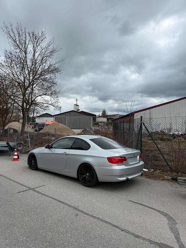 Gebraucht BMW 335 Performance 306 PS (225 kW) 2007 Silber Coupé