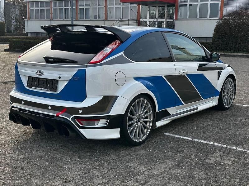 Gebraucht Ford Focus RS 305 PS (224 kW) 2010 Weiß Limousine
