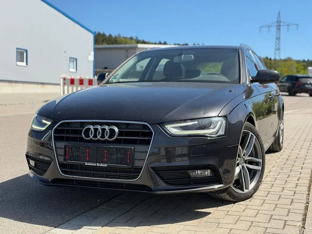 Gebraucht Audi A4 Ambition 170 PS (125 kW) 2012 Grau Kombi