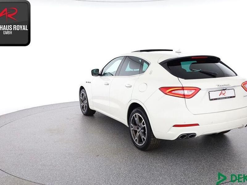 Gebraucht Maserati Levante 275 PS (202 kW) 2018 Weiß SUV