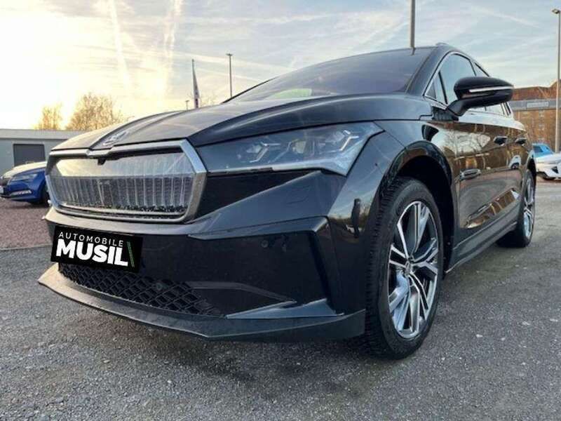 Schwarzmagic perleffekt Gebraucht 2023 Skoda Enyaq iV Suite SUV | 38.670 € (Etwas zu teuer) - Bild 1/4
