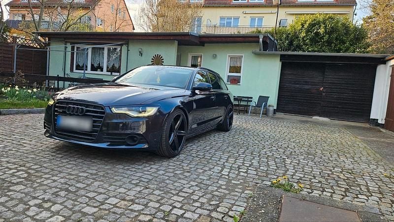 Usata Audi A6 250 CV (183 kW) 2013 Blu Station wagon