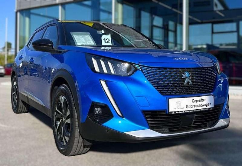 Vertigo blau perlmutt Gebraucht 2020 Peugeot e-2008 GT-line SUV | 17.800 € (Etwas zu teuer) - Bild 1/4