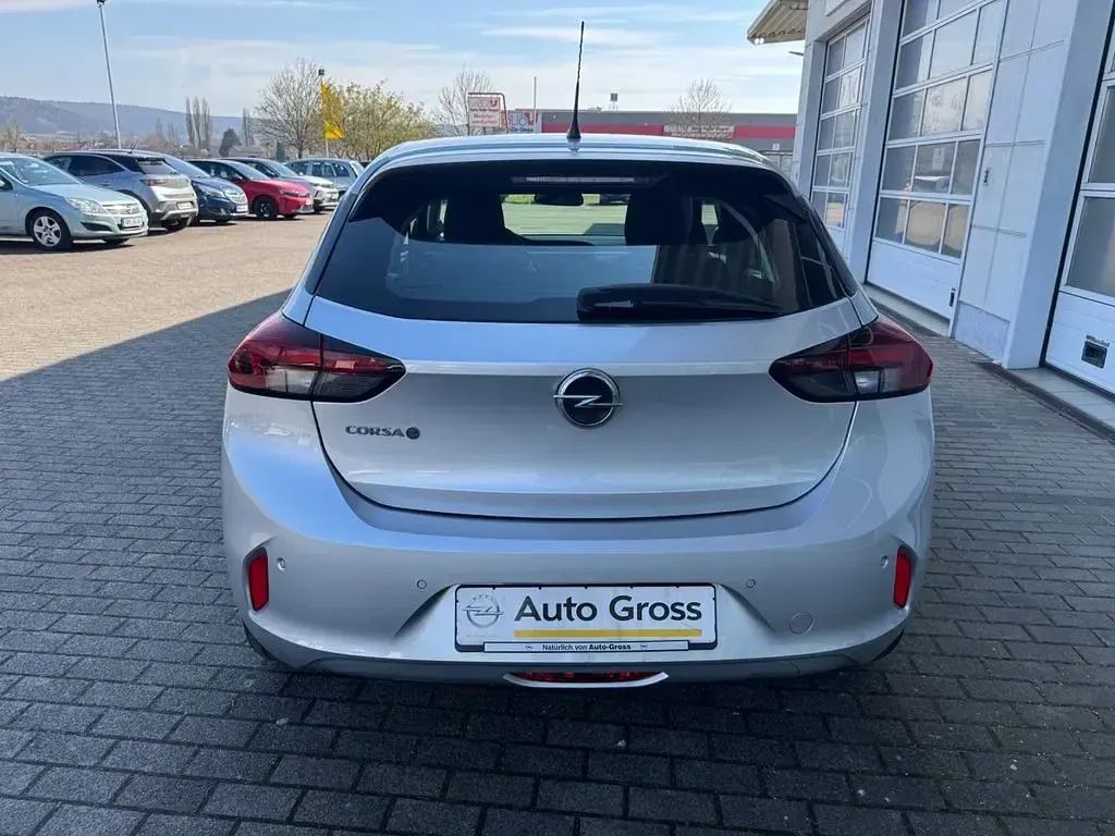 Gebraucht Opel Corsa-e Edition 100 kW (136 PS) 2022 Silber Kleinwagen