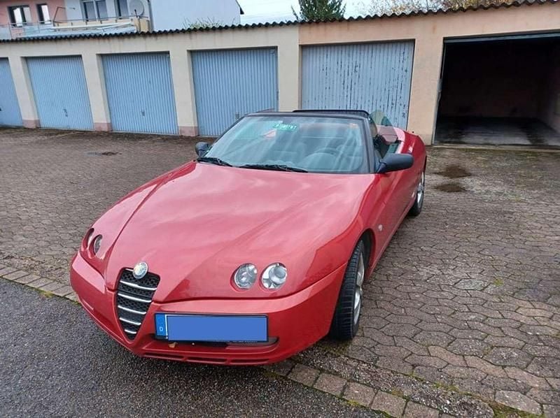 Rot Gebraucht 2005 Alfa Romeo Spider Cabrio | 4.500 € (Guter Preis) - Bild 1/4