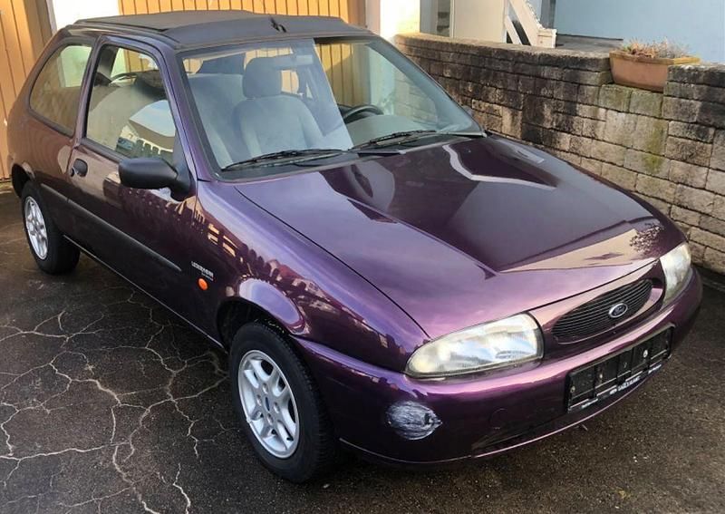 Gebraucht Ford Fiesta Style 60 PS (44 kW) 1999 Violet Kleinwagen